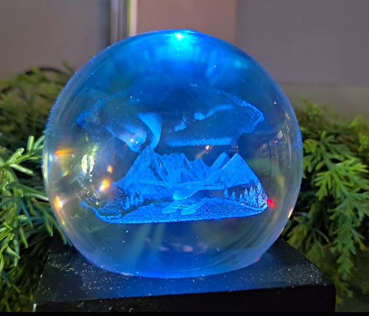 FLOAT PLANE NORTHERN LIGHTS CRYSTAL BALL NIGHT LIGHT