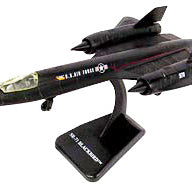 EZ Builds SR-71 Model